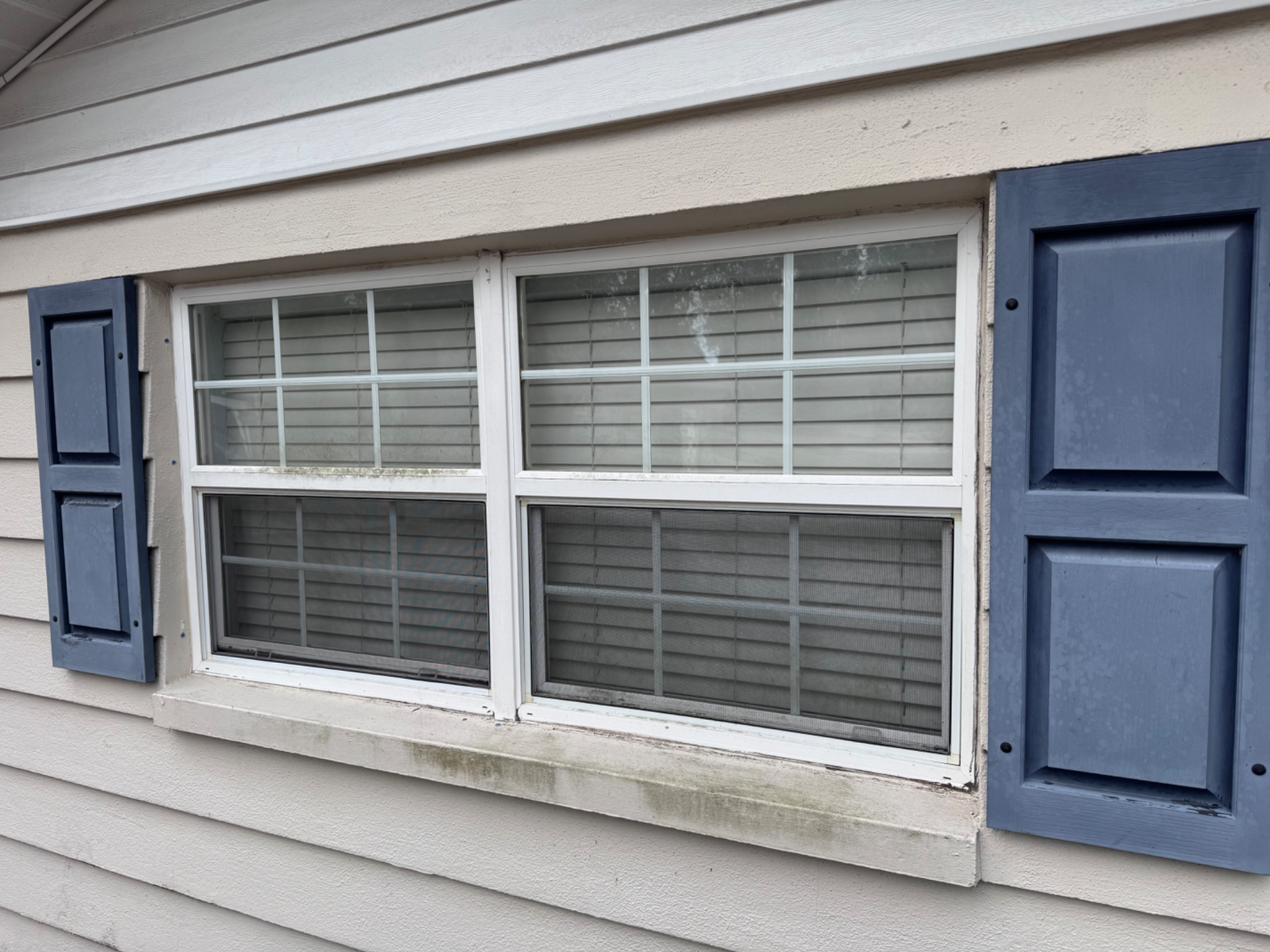 House Wash in New Port Richey, FL — Before — Hudson Pressure Pros